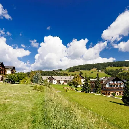 Der Trattner - Trattnerhof & Schoecklblick ホテル 3*