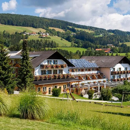 Der Trattner - Trattnerhof & Schoecklblick Szálloda 3*