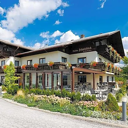 Der Trattner - Trattnerhof & Schoecklblick Hotel Semriach