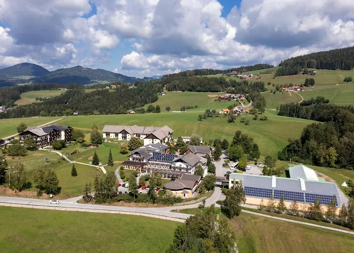 Der Trattner - Trattnerhof & Schoecklblick Hotel 3*