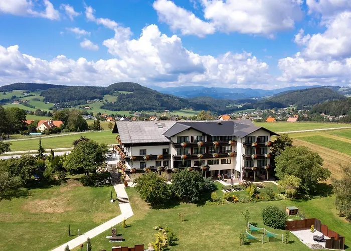Hotel Der Trattner - Trattnerhof & Schoecklblick 3*